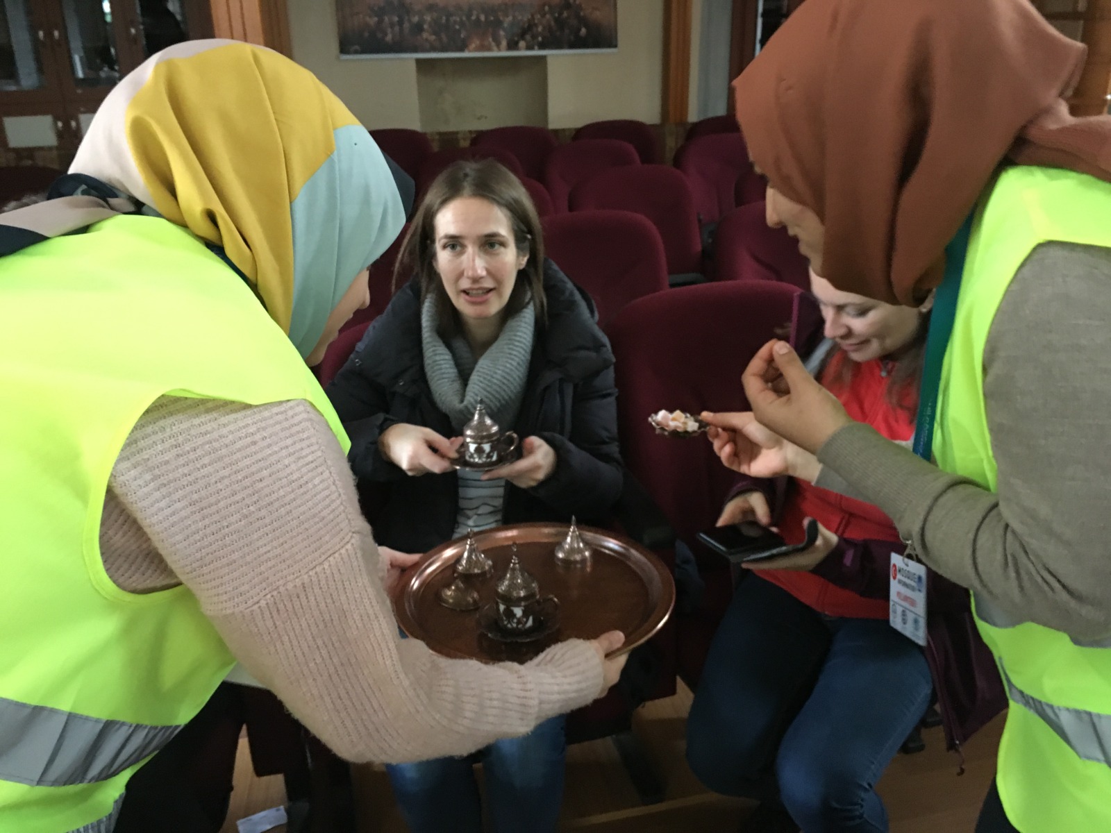 Istanbul Mosques volunteers